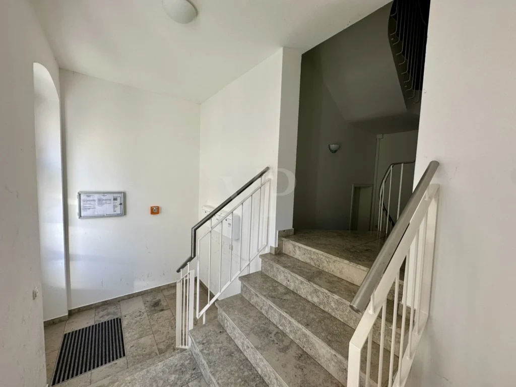 Wohn- & Geschäftshaus Pirna Eingangsbereich